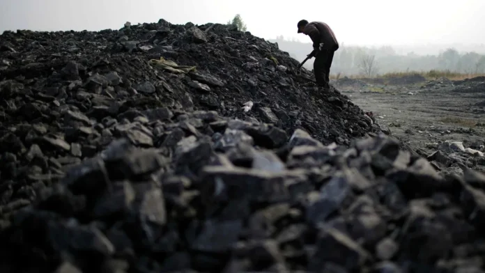 At least 82 dead in Chinese coal mine explosion At least 82 dead in Chinese coal mine explosion