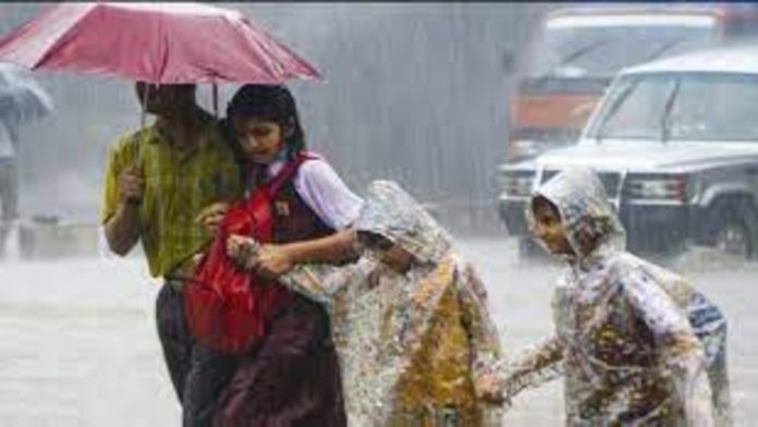 telangana-schools-to-close-due-to-heavy-rain