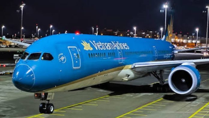 Vietnam flight